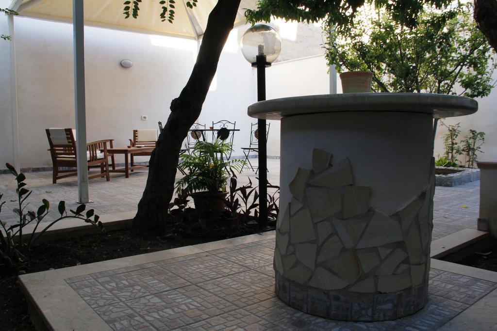 Il Giardinetto Bed and Breakfast Trapani Buitenkant foto